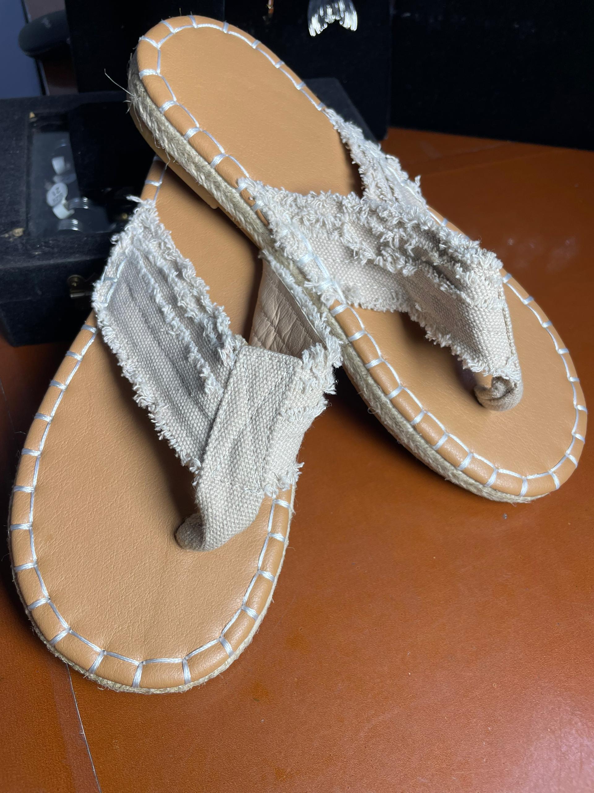 Brown flat Jean pams