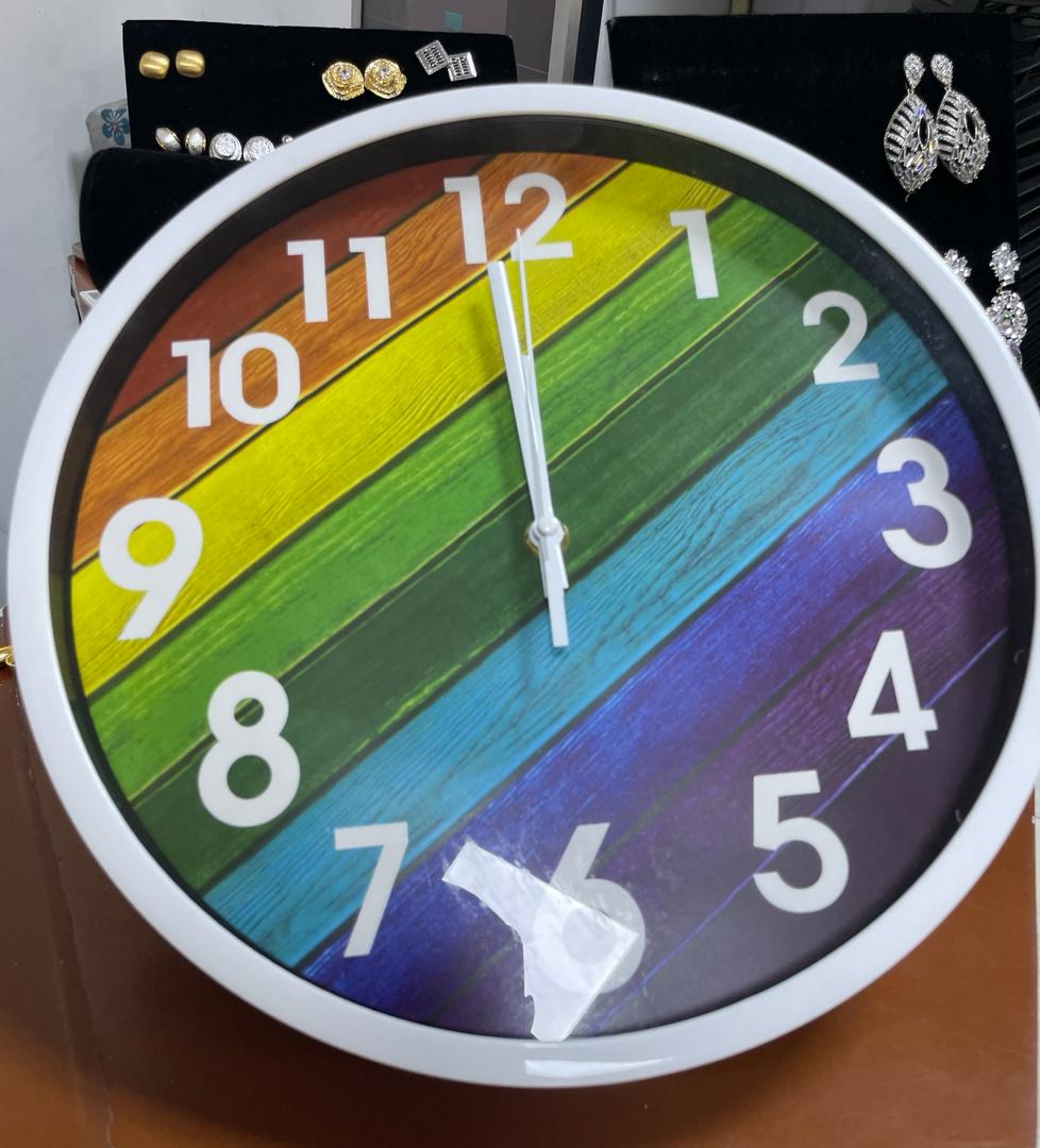 Wall clock